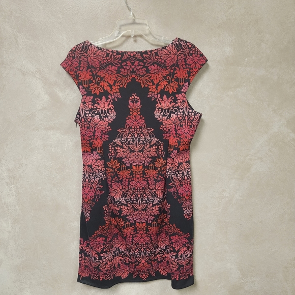 NWOT Wisp Red and Black Floral Print Shift Style Short Sleeveless Dress Sz 14 - Picture 3 of 6